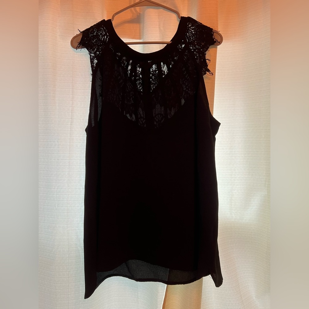 Black Lacy Blouse XL